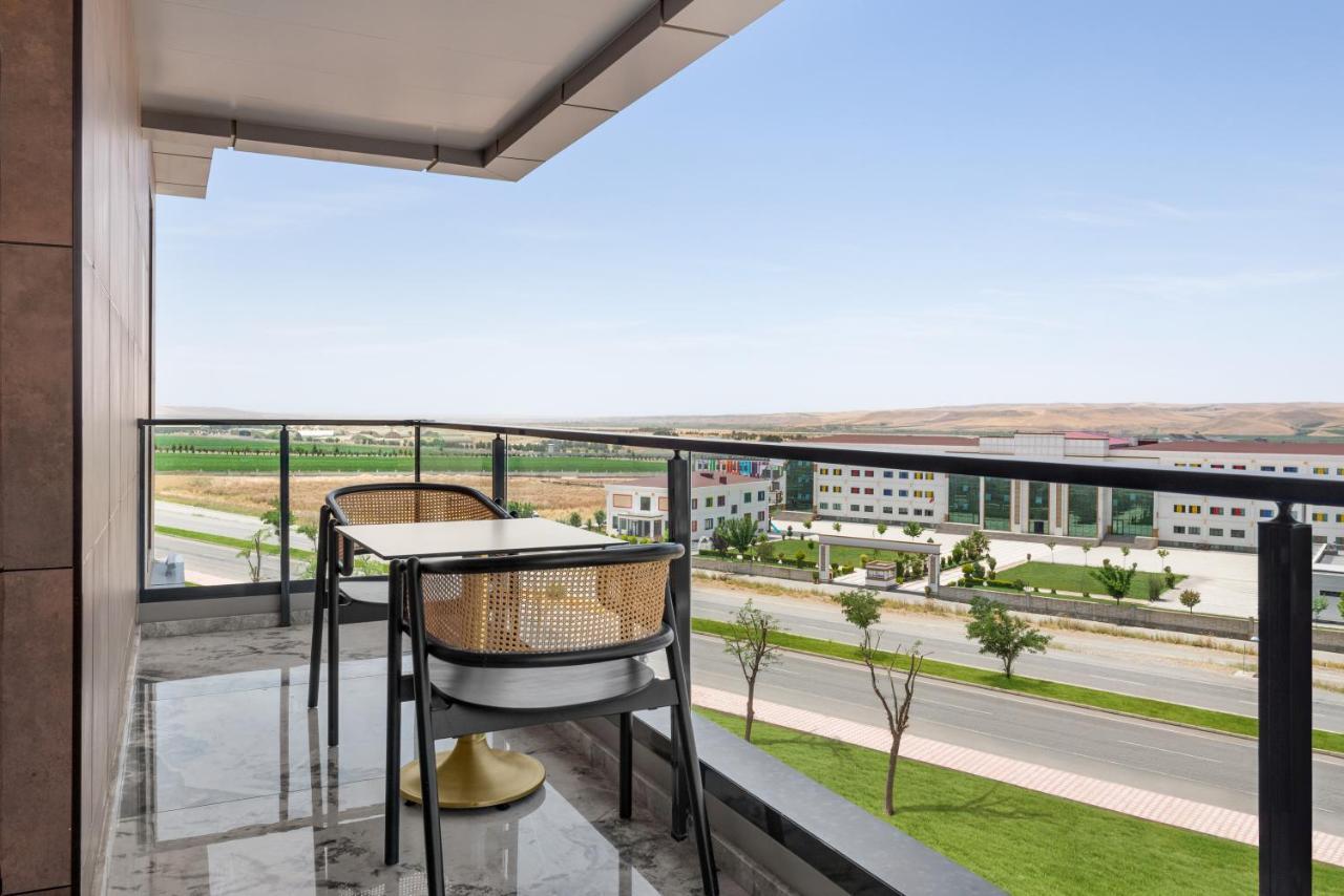 מלון Ramada Plaza By Wyndham באטמן מראה חיצוני תמונה