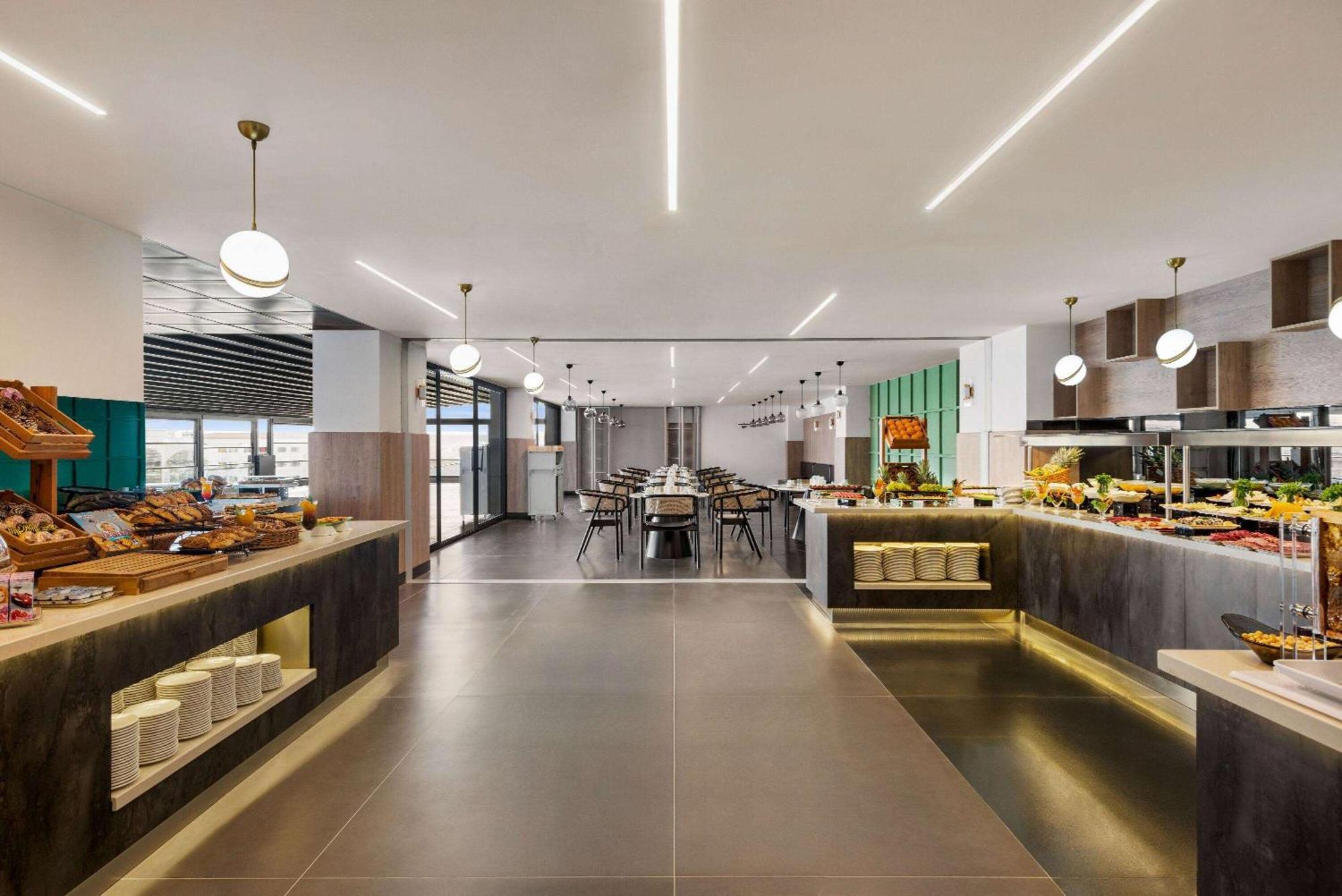 מלון Ramada Plaza By Wyndham באטמן מראה חיצוני תמונה