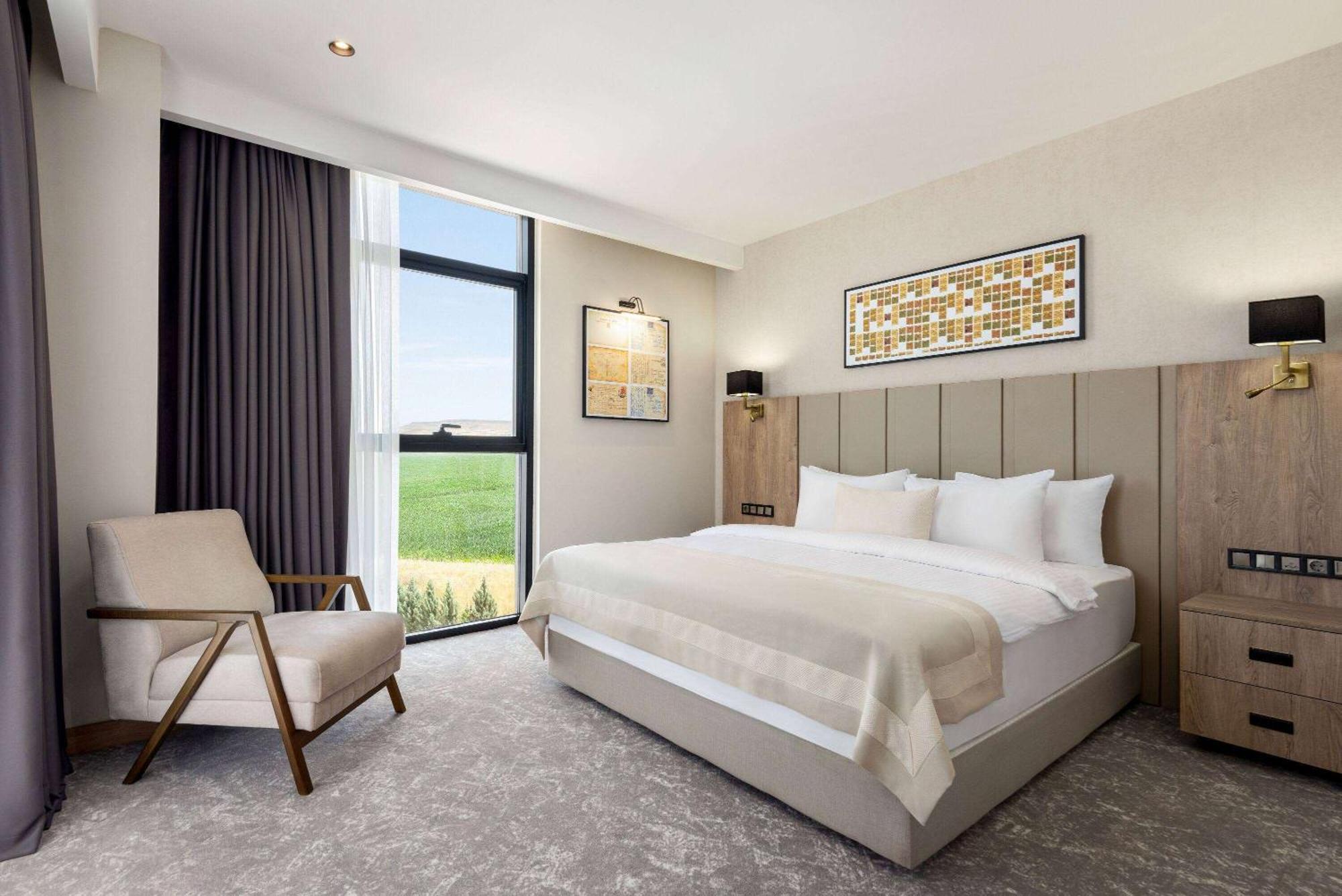 מלון Ramada Plaza By Wyndham באטמן מראה חיצוני תמונה
