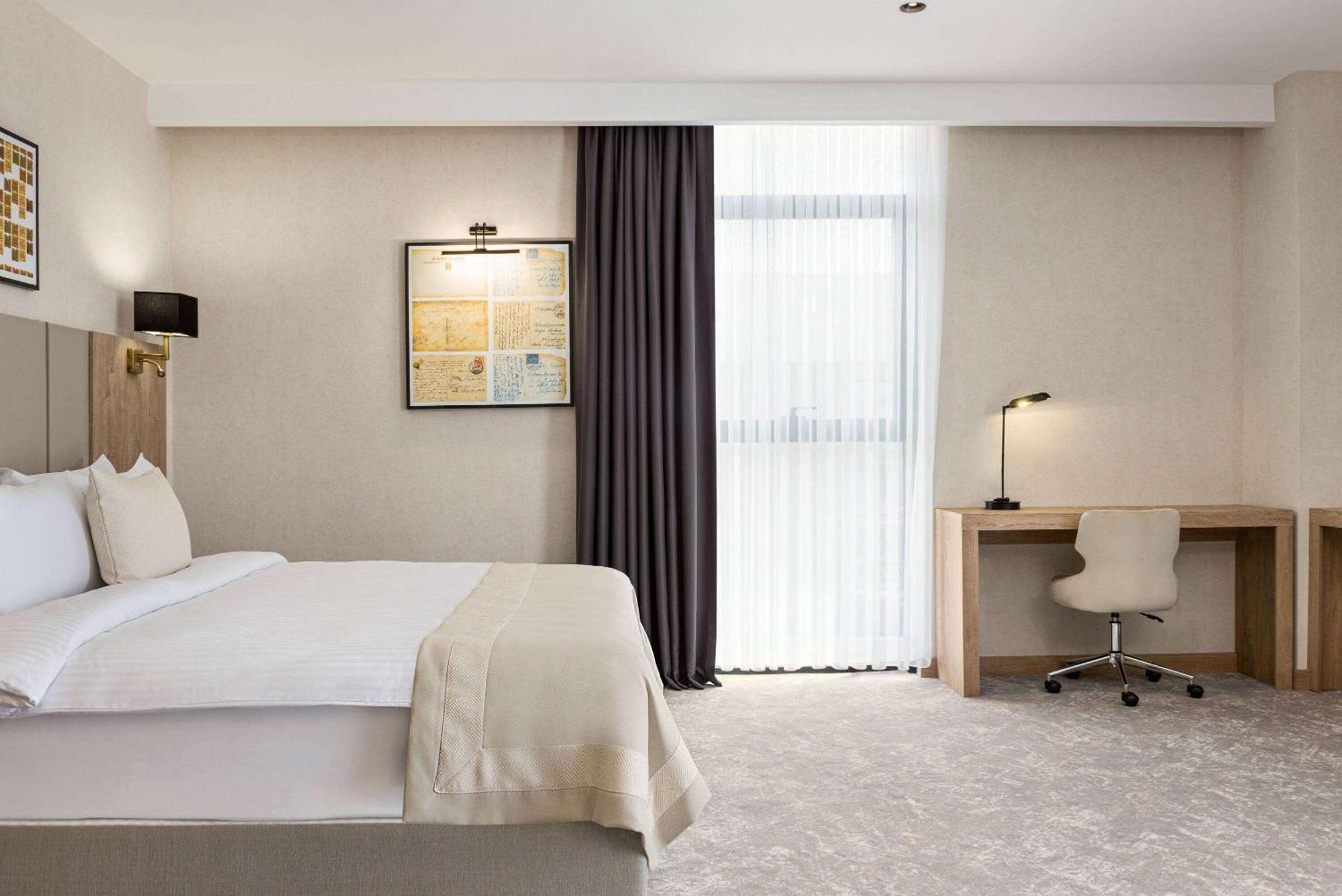 מלון Ramada Plaza By Wyndham באטמן מראה חיצוני תמונה