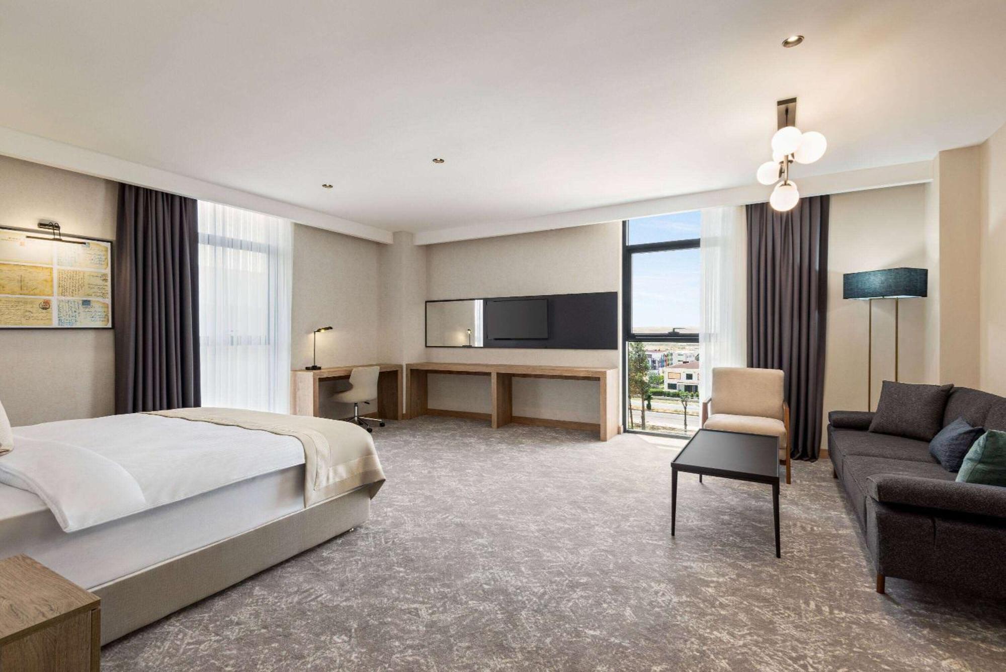 מלון Ramada Plaza By Wyndham באטמן מראה חיצוני תמונה