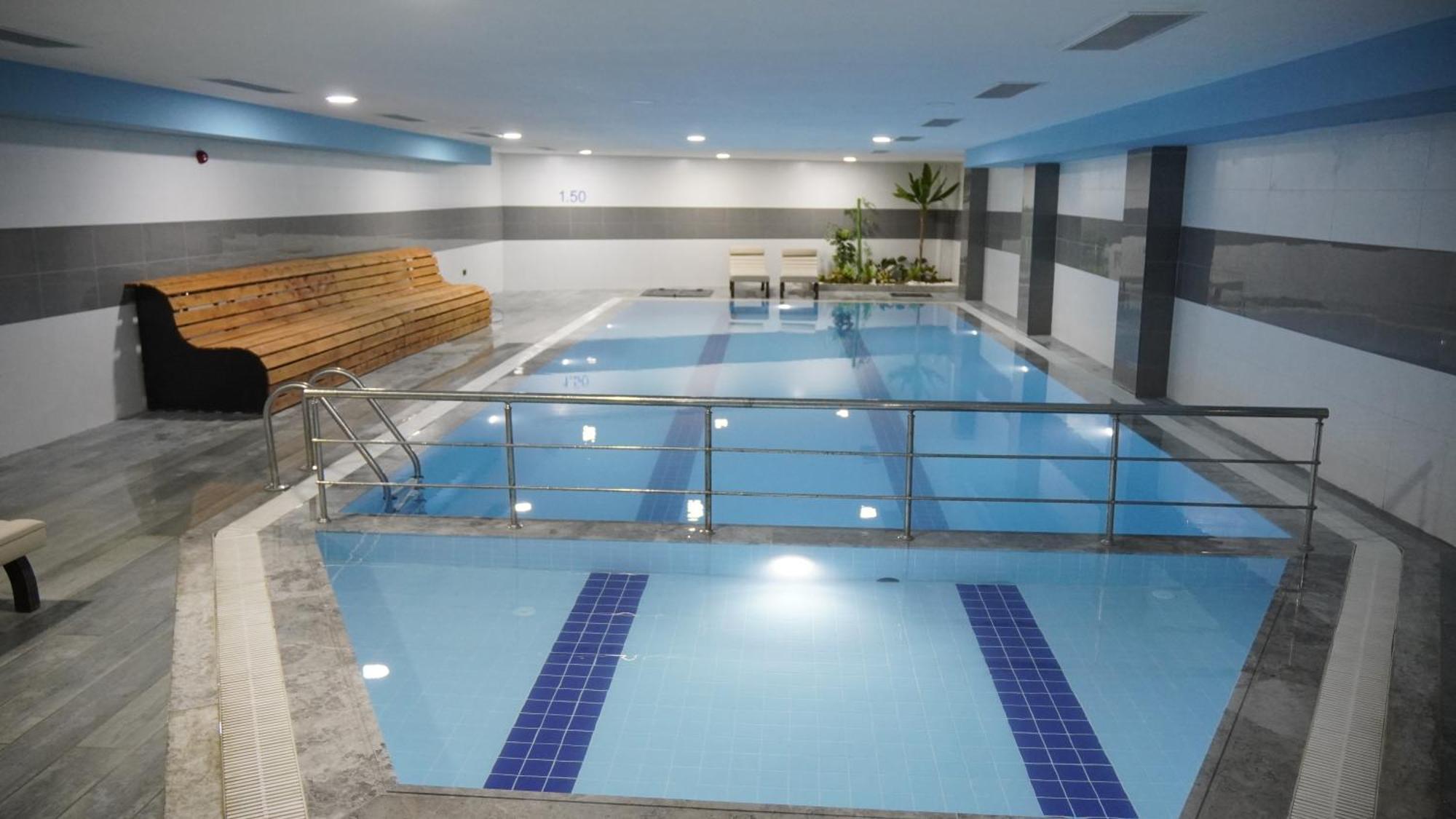 מלון Ramada Plaza By Wyndham באטמן מראה חיצוני תמונה